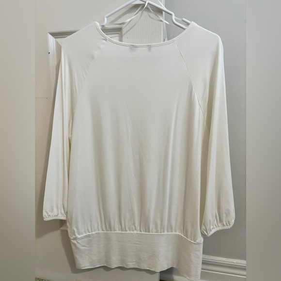 Women top - Picture 2 of 2